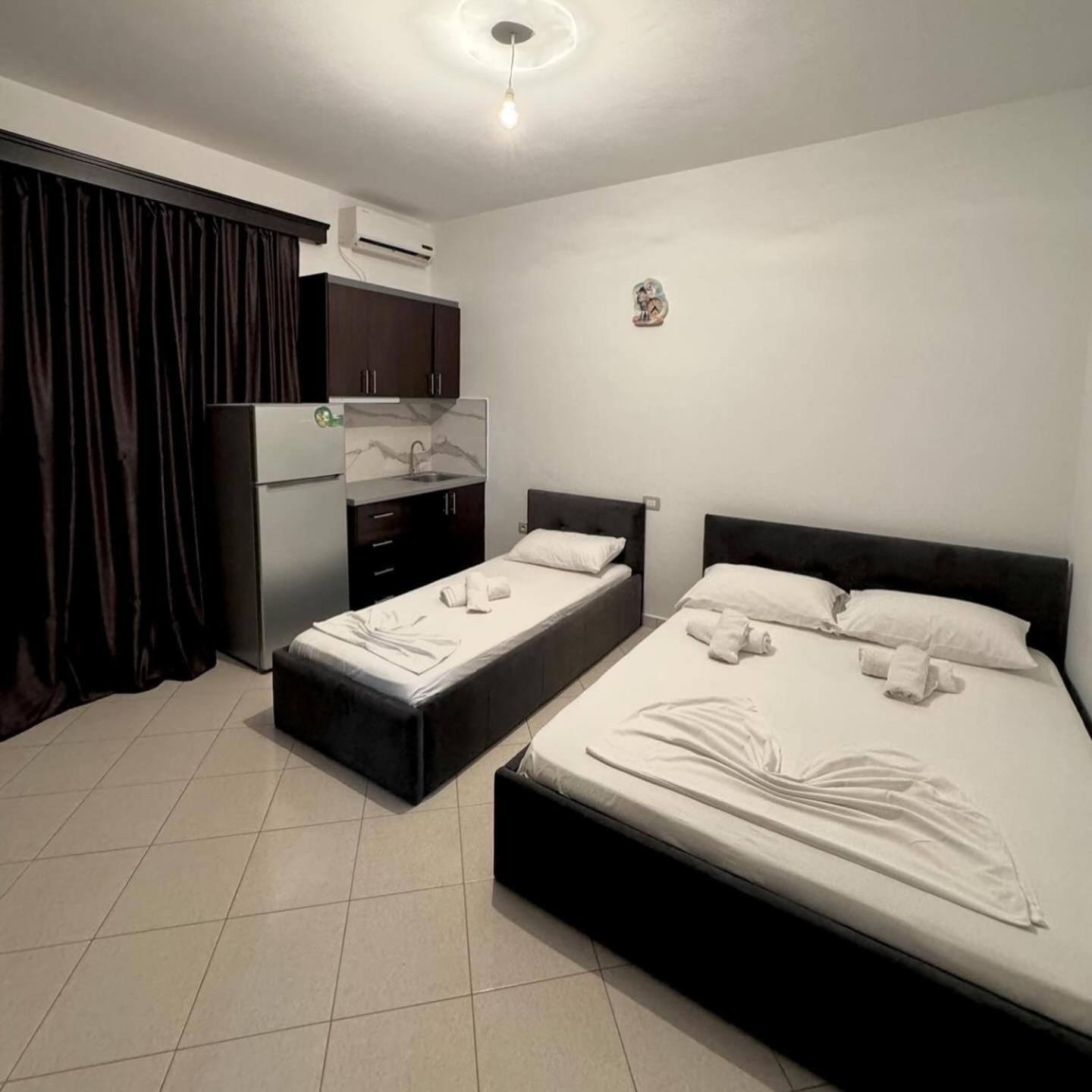 Melita Apartments Ksamil Exterior foto